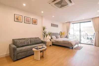 Standard Studio — Beige Home